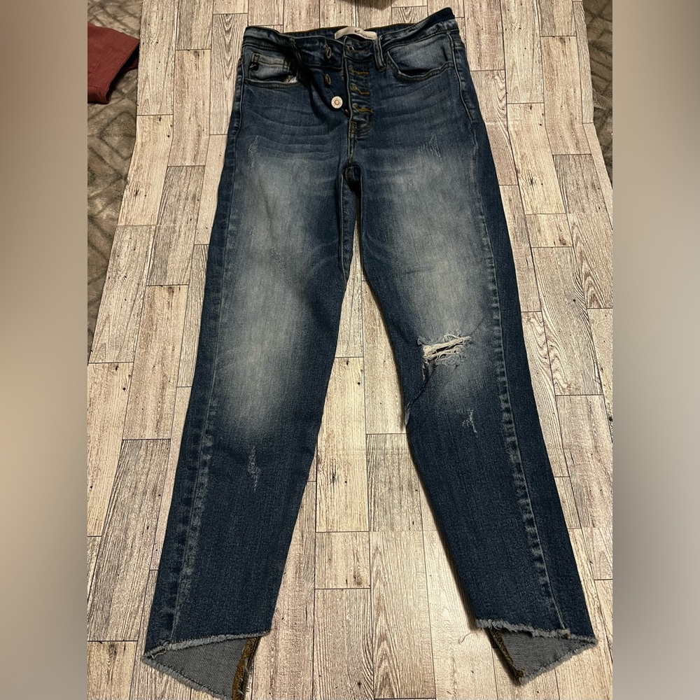 KanCan jeans with angled hem